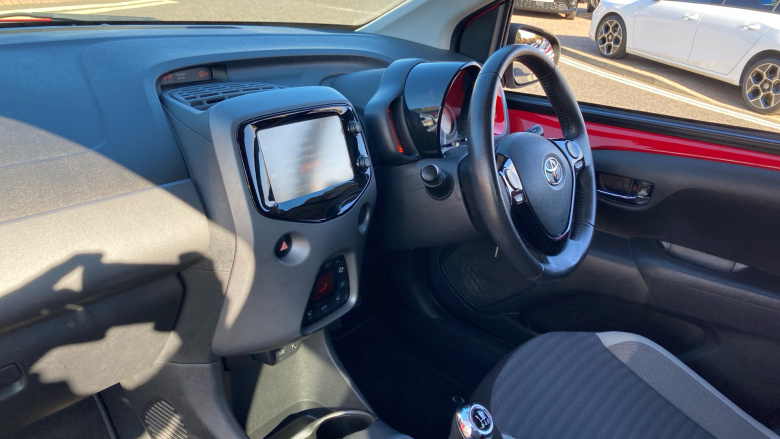 Toyota Aygo 1.0 VVT-i X-Plore 5dr Petrol Hatchback